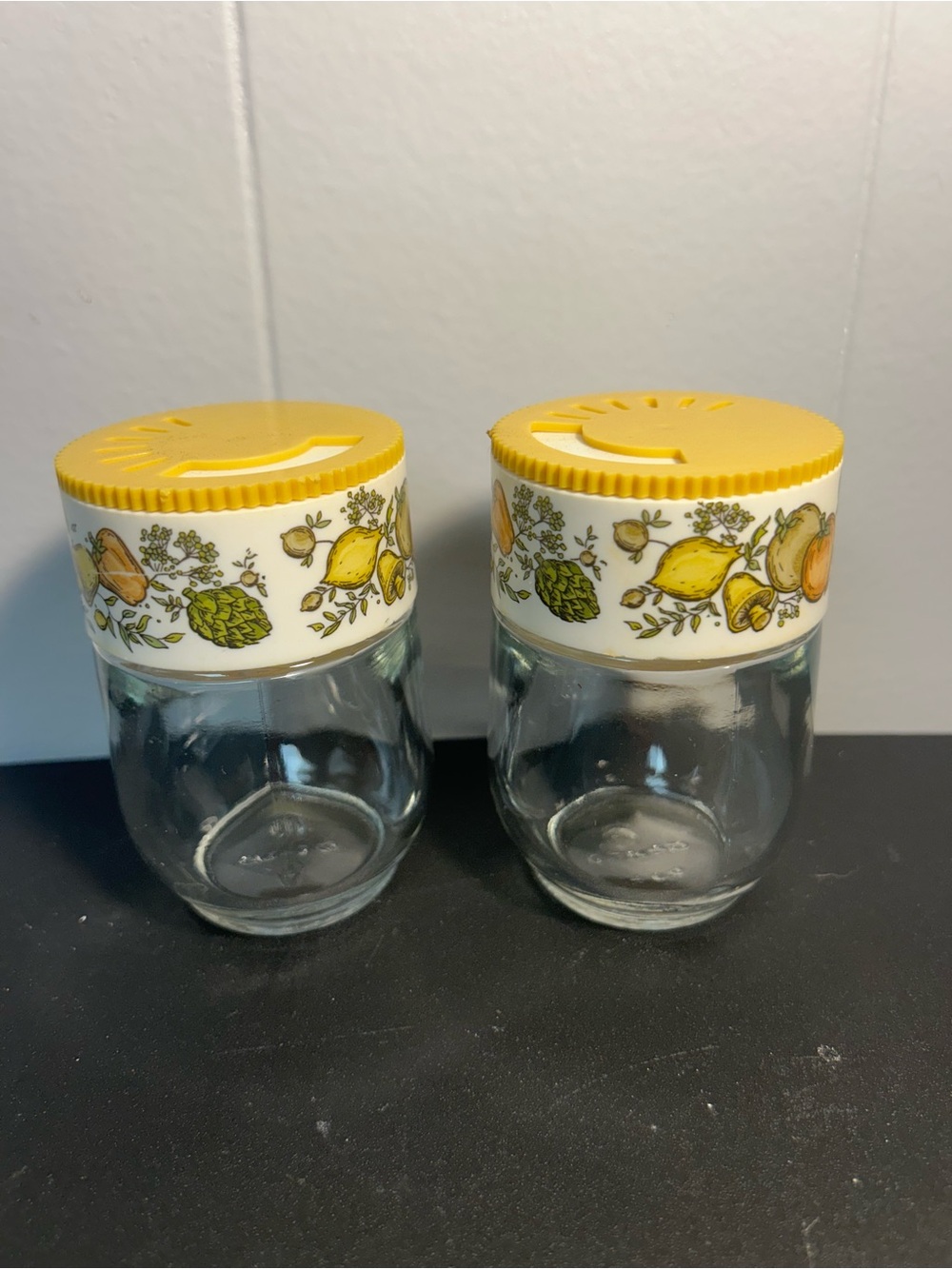 Vintage Gemco glass spice shaker jars SPICE OF LIFE